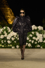 SAINT-LAURENT_FASHION_SHOW_WOMAN_SUMMER26_RUNWAY_34_LR