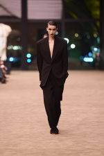 SAINT-LAURENT_FASHION_SHOW_WOMAN_WINTER26_RUNWAY_08_HR