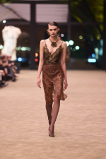 SAINT-LAURENT_FASHION_SHOW_WOMAN_WINTER26_RUNWAY_10_HR