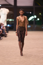 SAINT-LAURENT_FASHION_SHOW_WOMAN_WINTER26_RUNWAY_13_HR