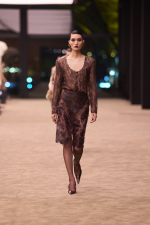 SAINT-LAURENT_FASHION_SHOW_WOMAN_WINTER26_RUNWAY_22_HR