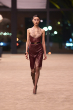 SAINT-LAURENT_FASHION_SHOW_WOMAN_WINTER26_RUNWAY_31_HR