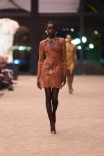 SAINT-LAURENT_FASHION_SHOW_WOMAN_WINTER26_RUNWAY_41_HR