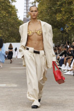 Stella_McCartney_SS25_Runway_Look-35