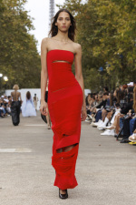 Stella_McCartney_SS25_Runway_Look-53