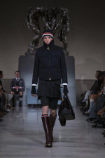 LOOK32