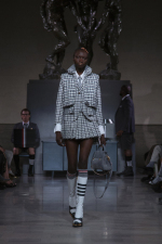 LOOK48