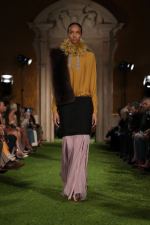Photo: Alessandro Lucioni / Gorunway.com