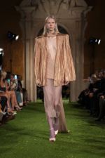 Photo: Alessandro Lucioni / Gorunway.com