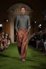 Photo: Alessandro Lucioni / Gorunway.com