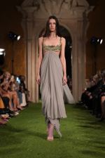Photo: Alessandro Lucioni / Gorunway.com