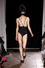 Vaquera_fw27_runway_press_look03
