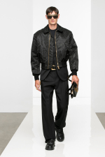 Versace_FW22_Mens-Collection_Front-26