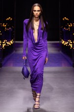 Versace-SS23-Womens-Fashion-Show-Front-Look-16