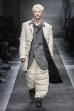 Yohji-Yamamoto-POUR-HOMME-AW25_LOOK-9