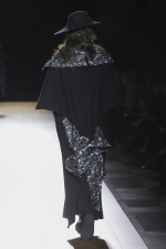 Yohji-Yamamoto-AW26_Look-14_back