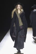 Yohji-Yamamoto-AW26_Look-17