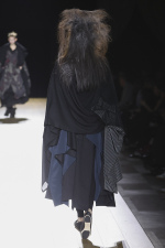 Yohji-Yamamoto-AW26_Look-36_back