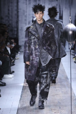 Yohji-Yamamoto-POUR-HOMME-AW26_Look-06