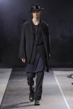 Yohji-Yamamoto-POUR-HOMME-SS25_Look-19