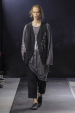 Yohji-Yamamoto-POUR-HOMME-SS25_Look-34