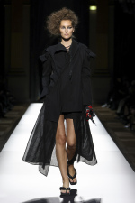 Yohji-Yamamoto-SS25_Look-31