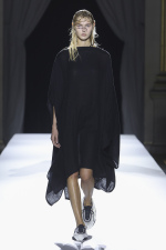 Yohji-Yamamoto-SS2026_Look-18