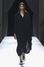Yohji-Yamamoto-SS2026_Look-21