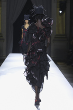 Yohji-Yamamoto-SS2026_Look-23_back