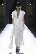Yohji-Yamamoto-SS2026_Look-29_back