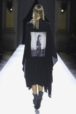 Yohji-Yamamoto-SS2026_Look-32_back