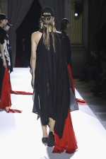 Yohji-Yamamoto-SS2026_Look-46_back