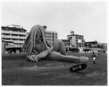 CON_｜KOESY Solo Exhibition「Red Winter」